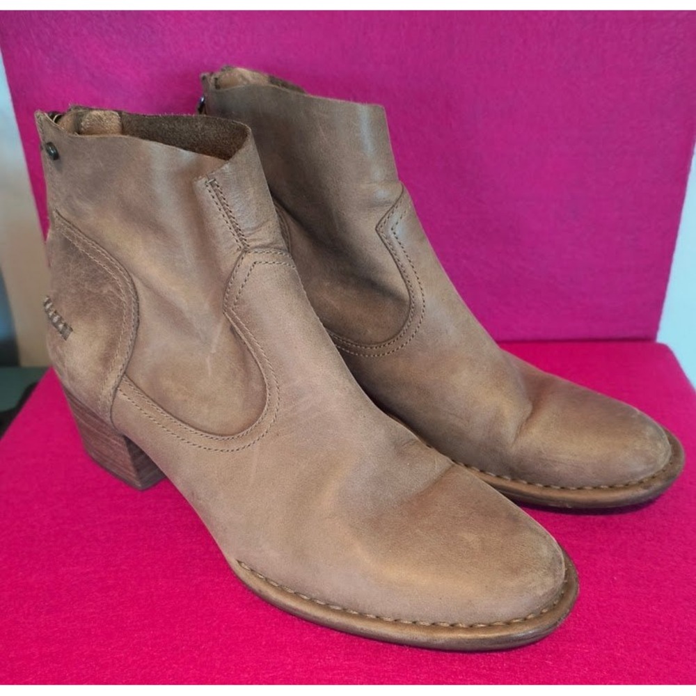 UGG Aniyah Leather Ankle Boots Taupe Side Zip Block Heel‎ Women 8